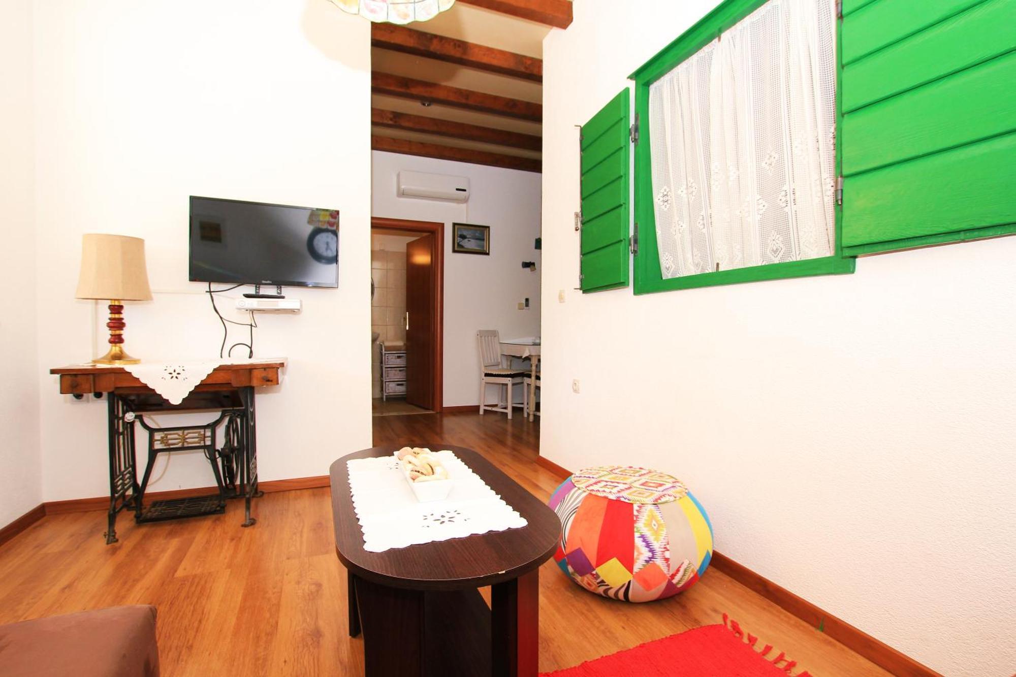 Apartments Tomi & Ivana Trogir Exterior foto